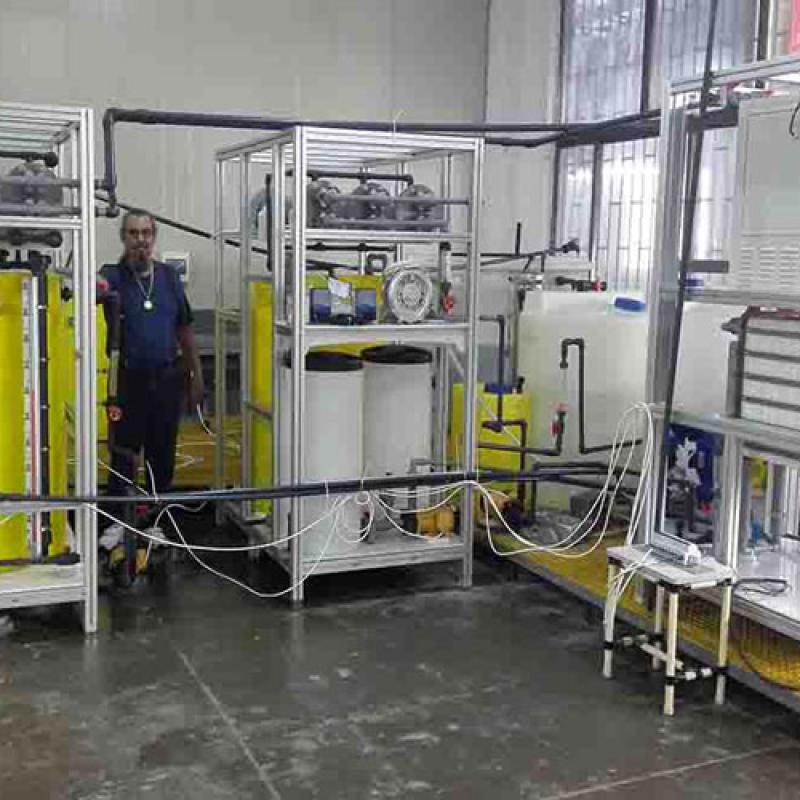 Sodium hypochlorite generator