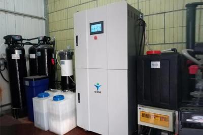 Hypochlorous acid generator for agricultural cultivation