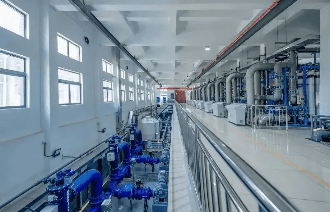 Secondary disinfection water supply for water plants